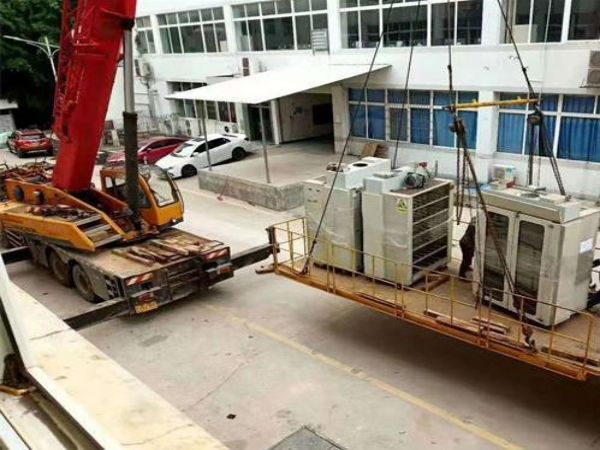 鹿泉市吊车租赁电话_吊车出租使用施工中一般都会遇到哪